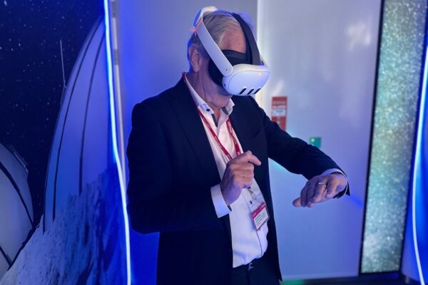 Craig Bower, Connectivity Director of the Digital Infrastructure and England's Connected Heartland teams trying out the VR headset